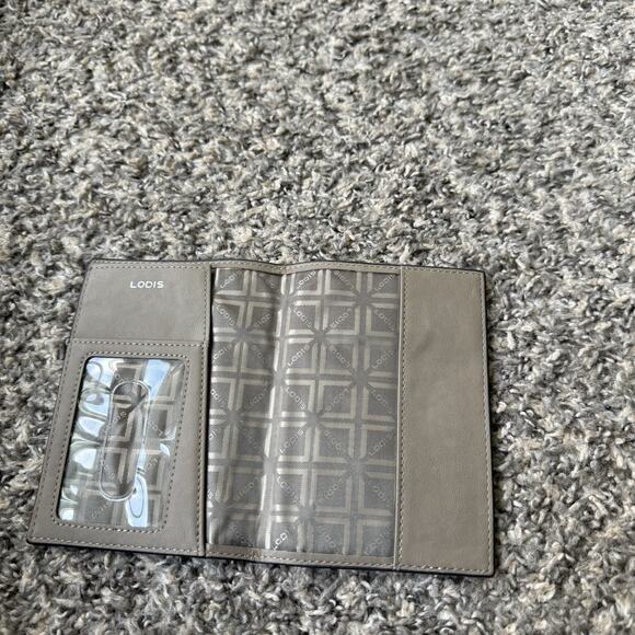 LODIS Embossed FLORAL Leather Bifold ID Holder Multicolor 5.5X X 4 in New - Picture 2 of 4